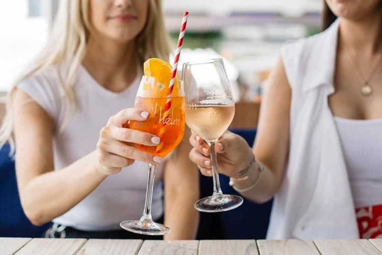 Happy Hour | Happy Hour Drinks & Specials