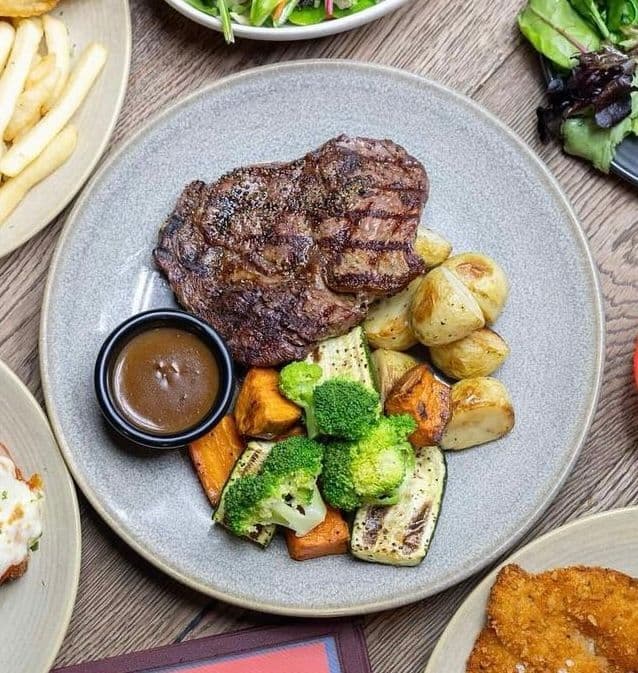 $22 Rump Steak Wednesdays | Happy Hour Drinks & Specials