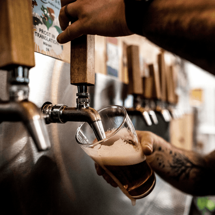 Brewer's Shout | Happy Hour Drinks & Specials