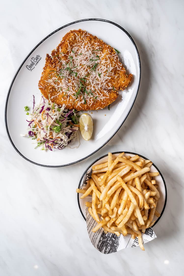 $14.90 Schnitty | Happy Hour Drinks & Specials