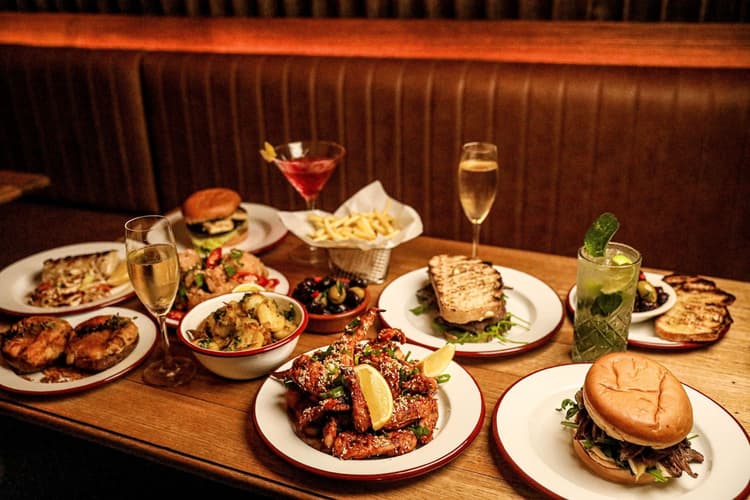 Happy Hour | Happy Hour Drinks & Specials