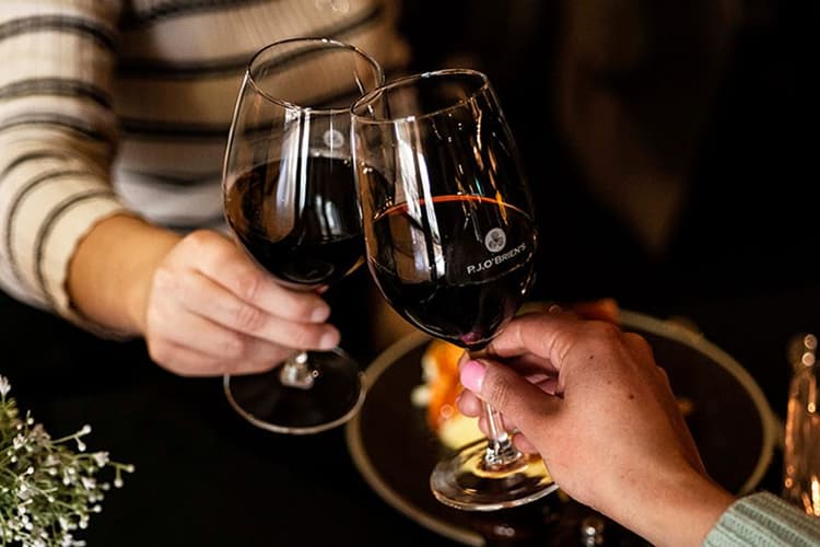 New Year's Eve Dining & Party | Happy Hour Drinks & Specials