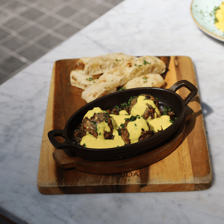 Sizzle Plate Tuesdays | Happy Hour Drinks & Specials