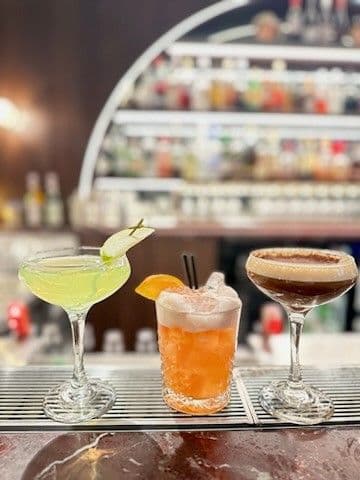 Cocktails Happy Hour | Happy Hour Drinks & Specials