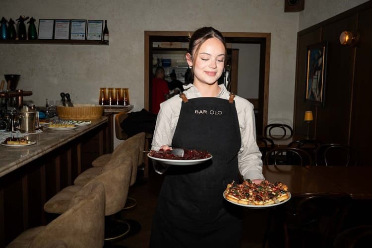Complimentary Aperitivo | Happy Hour Drinks & Specials