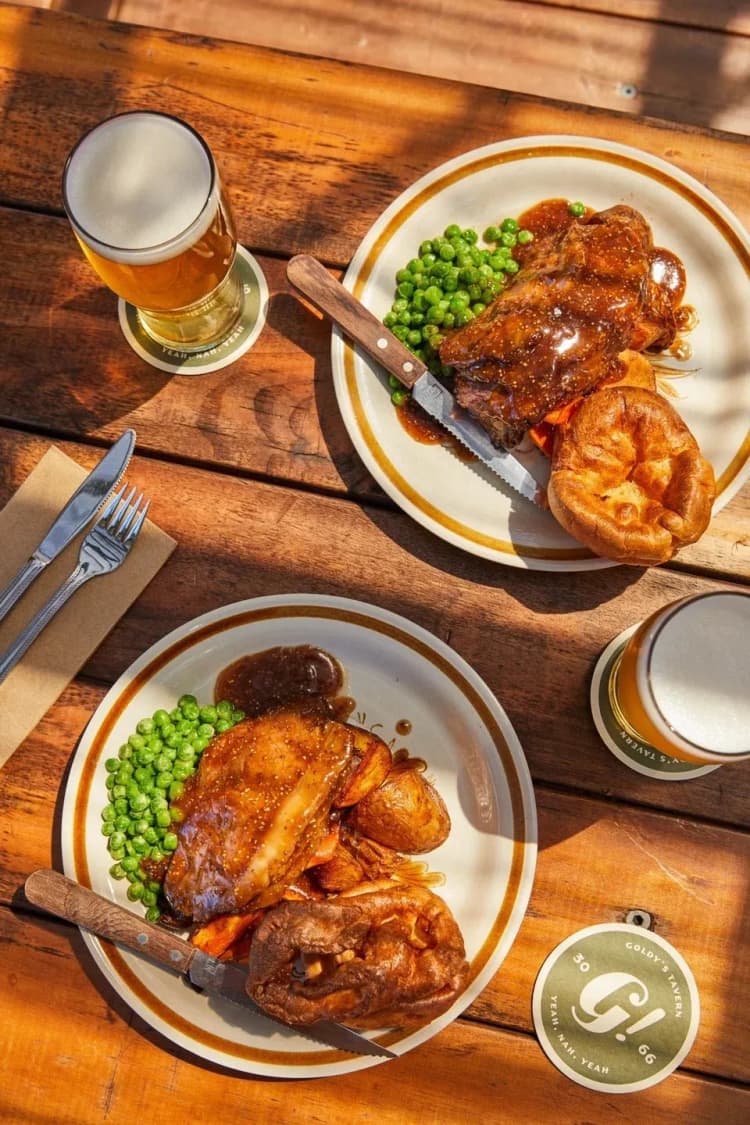 Sundy Roast | Happy Hour Drinks & Specials