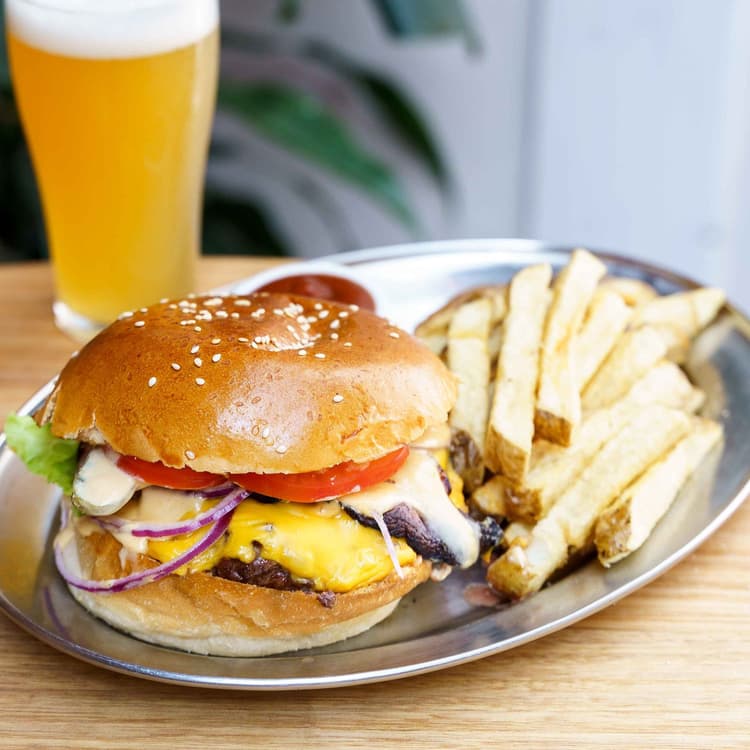 Wednesday Burger Night | Happy Hour Drinks & Specials