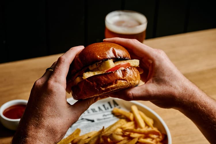 Sunday Burger Night | Happy Hour Drinks & Specials