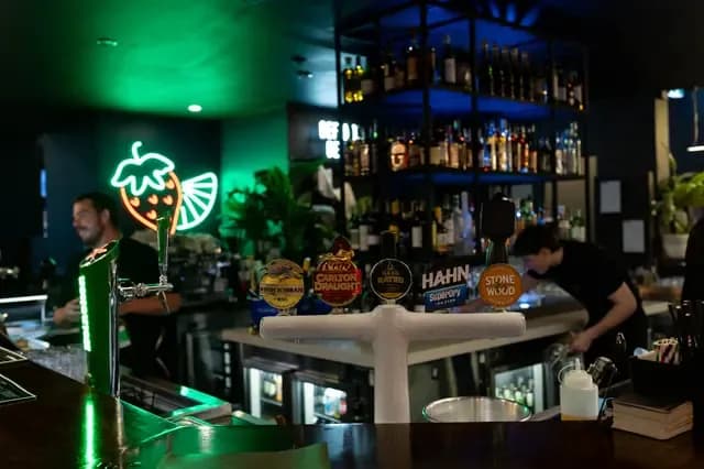 Happy Hour | Happy Hour Drinks & Specials