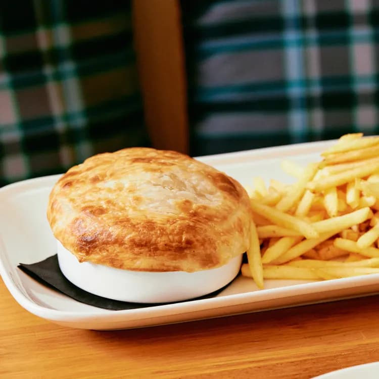 $22 Pie of the Day | Happy Hour Drinks & Specials