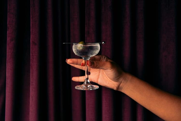 Happy Hour | Happy Hour Drinks & Specials