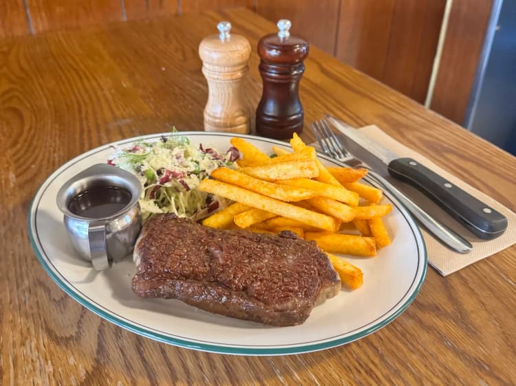 $25 Steak Night | Happy Hour Drinks & Specials