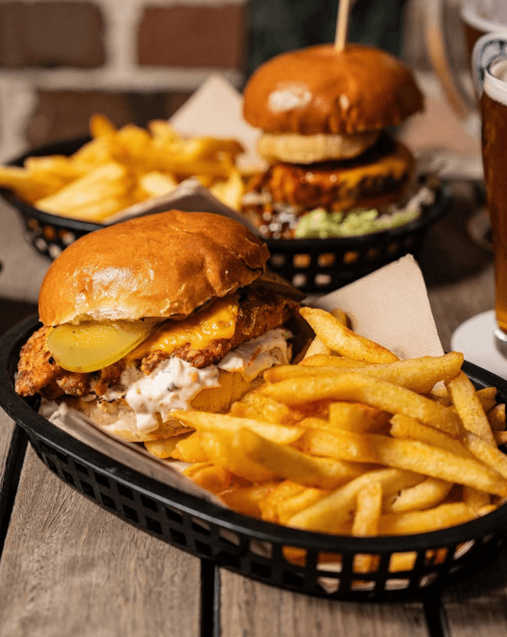 Burger Special | Happy Hour Drinks & Specials