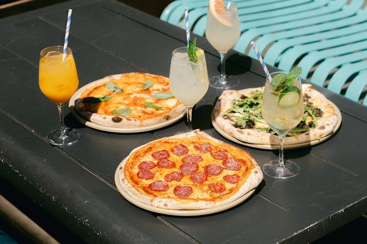 Bottomless Pizza & Spritz | Happy Hour Drinks & Specials