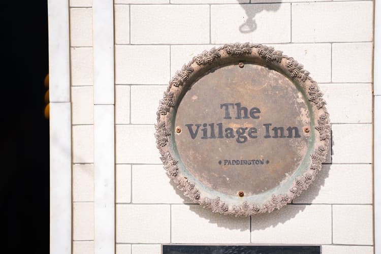 THURSDAY TRIVIA NIGHT | Happy Hour Drinks & Specials