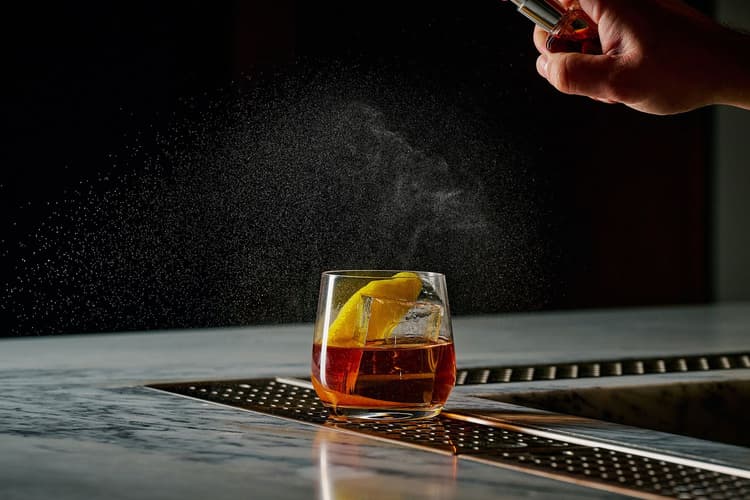 Cocktail Happy Hour | Happy Hour Drinks & Specials