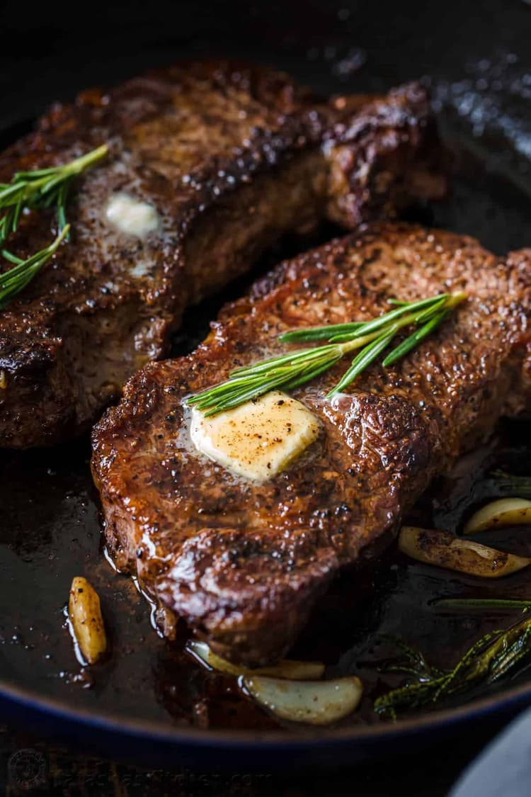 Steak Night Special | Happy Hour Drinks & Specials