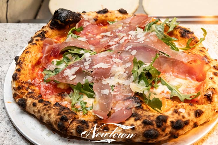 $16 Happy Hour Pizza | Happy Hour Drinks & Specials