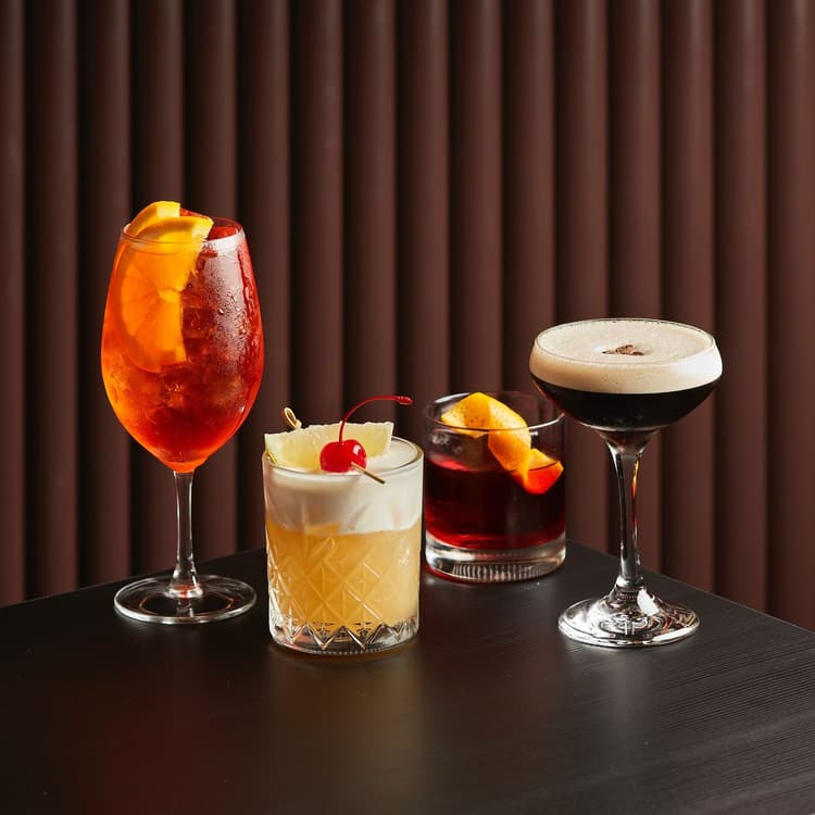 Clocked Off Thursdays | Happy Hour Drinks & Specials