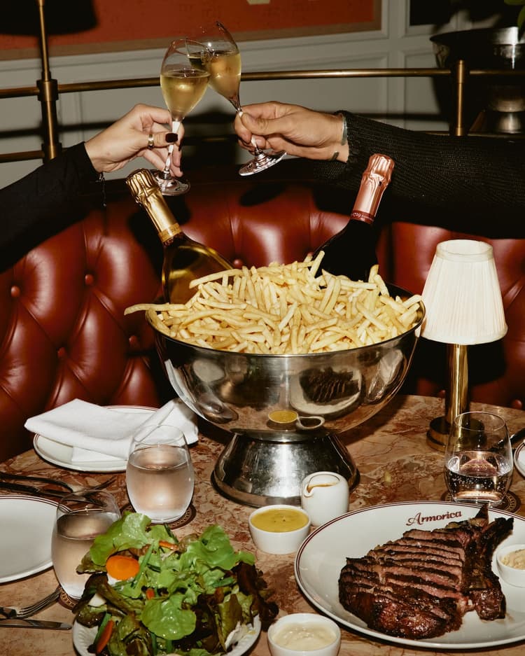 Bottomless Steak Frites | Happy Hour Drinks & Specials