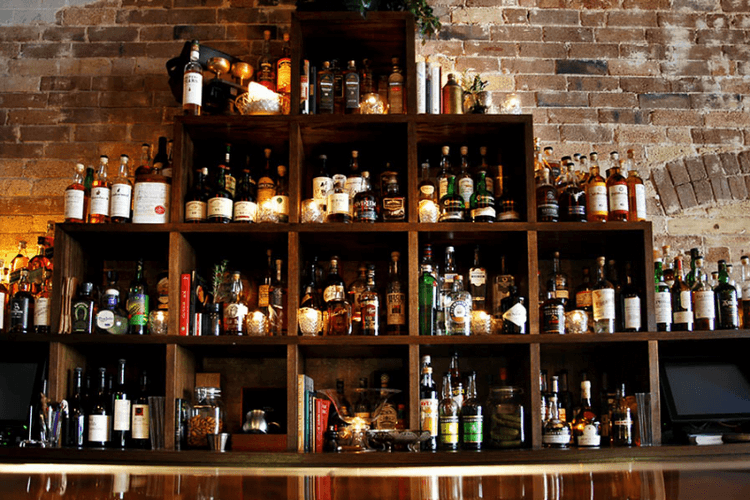 Gin, Spritz, Old Fashioned, Larger & a selection of wines | Happy Hour Drinks & Specials