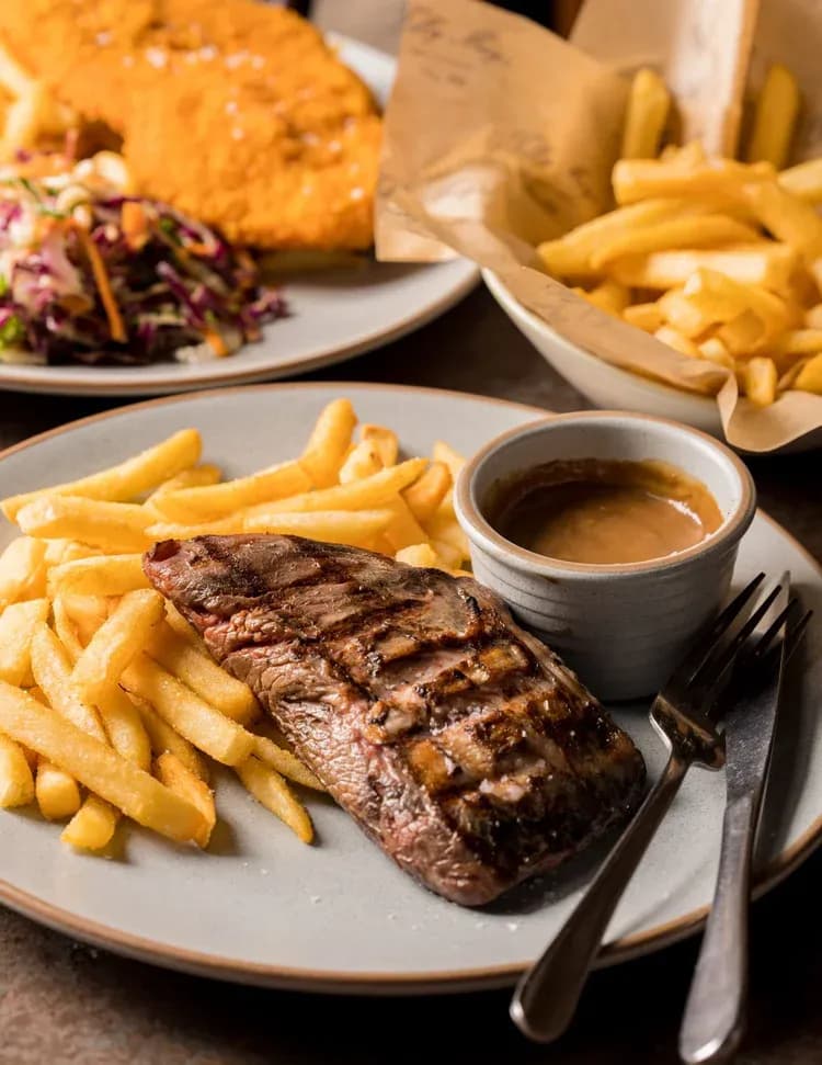 $20 Steak | Happy Hour Drinks & Specials