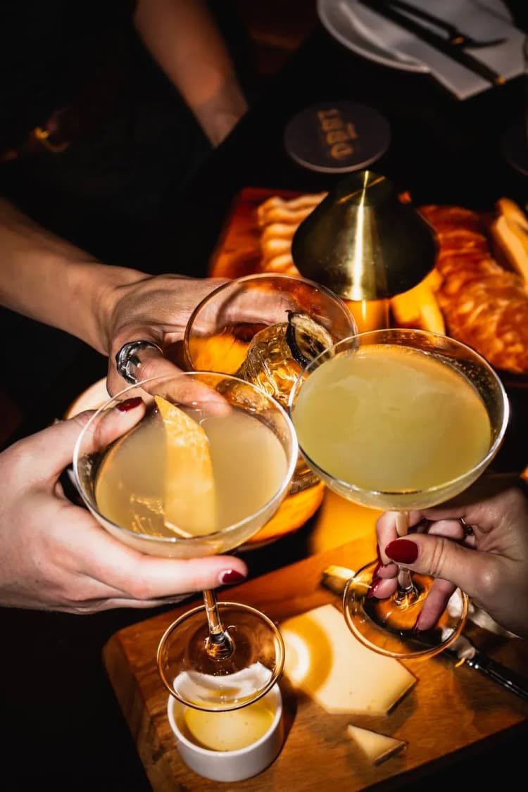 Tipple Hour | Happy Hour Drinks & Specials