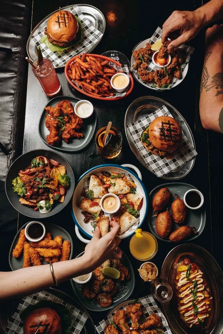 $9.50 Bar Bites | Happy Hour Drinks & Specials