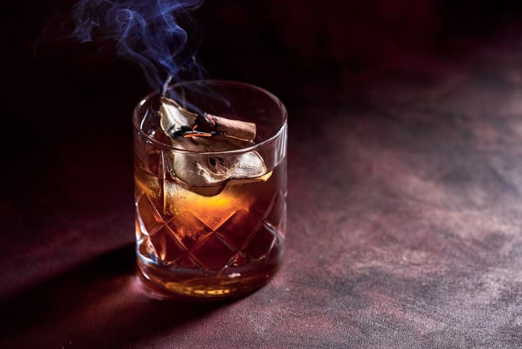 European wines, spirits, cask ales and cocktails and award-winning food | Happy Hour Drinks & Specials