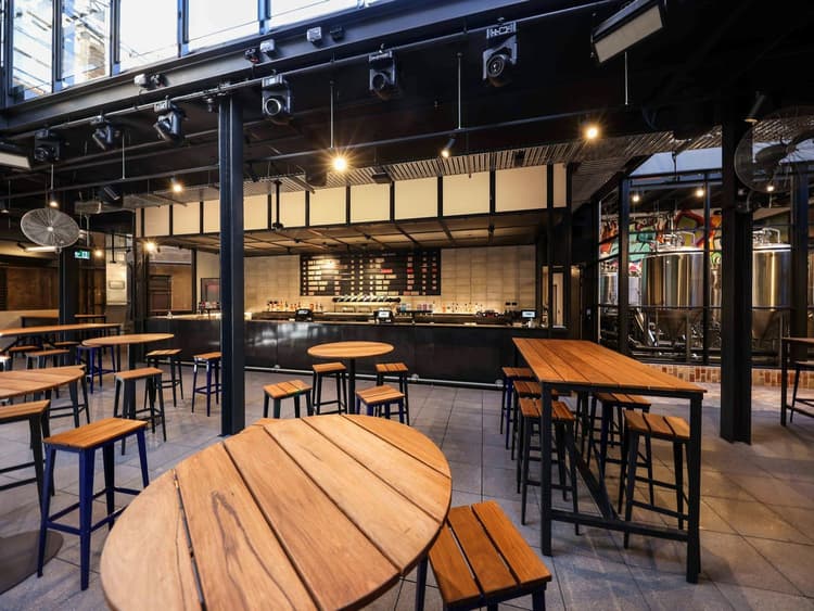 Burger and Beer | Happy Hour Drinks & Specials