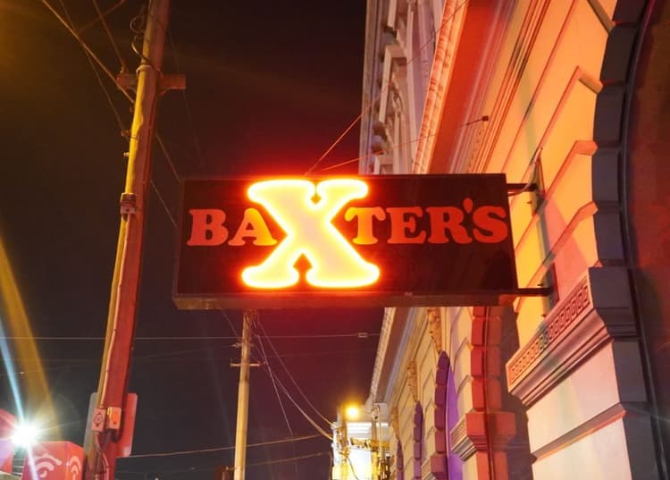 $8 Pints | Happy Hour Drinks & Specials