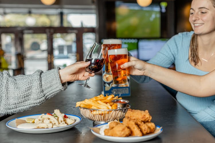 Happy Hour | Happy Hour Drinks & Specials