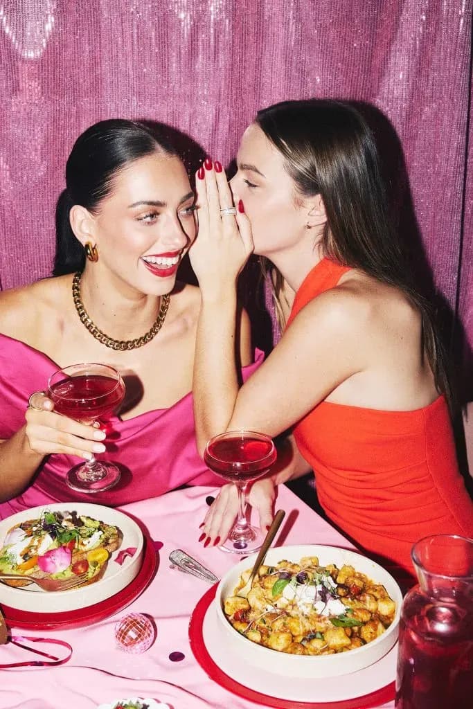Bottomless Brunch | Happy Hour Drinks & Specials