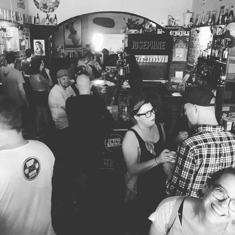 Happy Hour | Happy Hour Drinks & Specials
