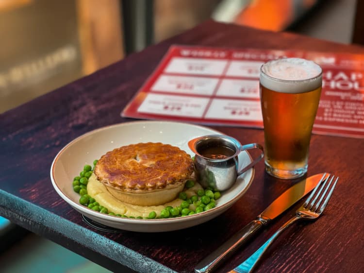 Monday $25 Pot & Pie | Happy Hour Drinks & Specials