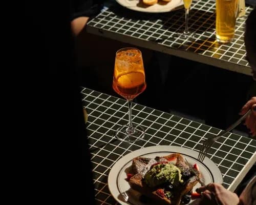 Saturday Boozy Bottomless Brunch | Happy Hour Drinks & Specials