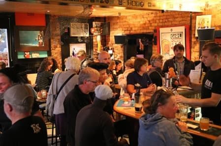 $9 pints | Happy Hour Drinks & Specials