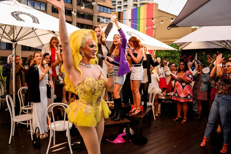 Bottomless Brunch & Drag Show | Happy Hour Drinks & Specials
