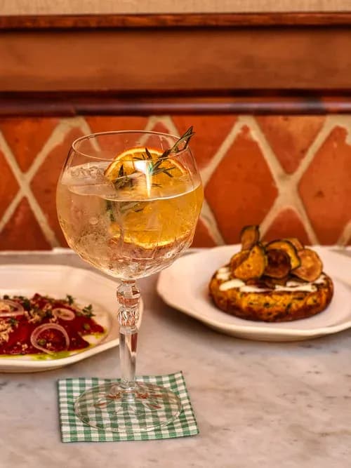 Happy Hour | Happy Hour Drinks & Specials