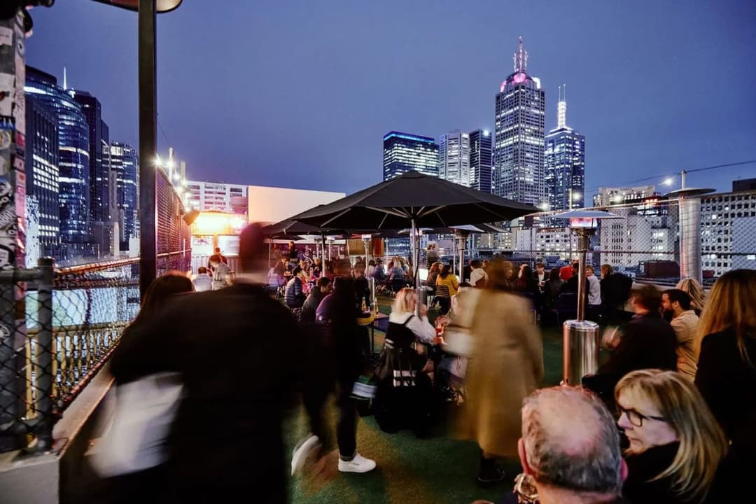 Latest Epic Bar Specials in Melbourne | Happy Hour Drinks & Specials