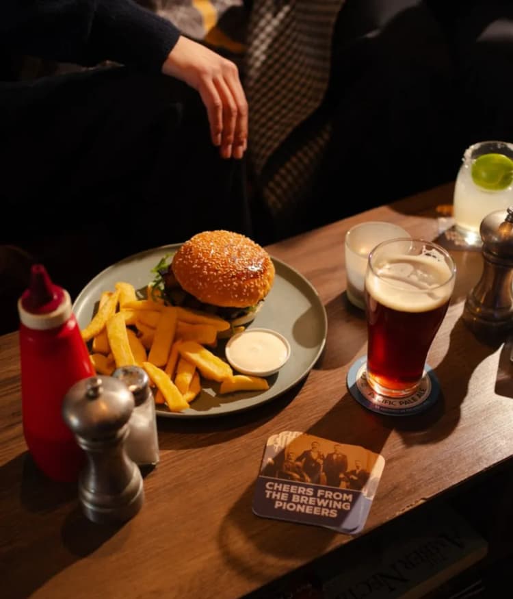$22 Burger | Happy Hour Drinks & Specials