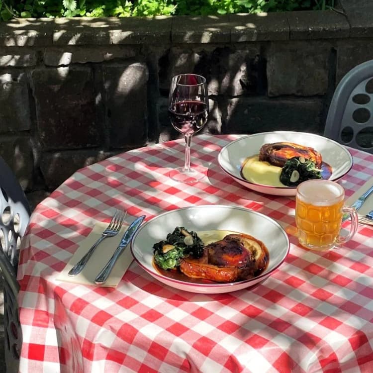 $26 Roast Of The Day | Happy Hour Drinks & Specials