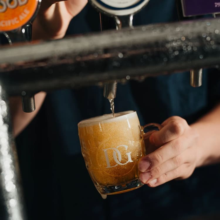 Happy Hour | Happy Hour Drinks & Specials