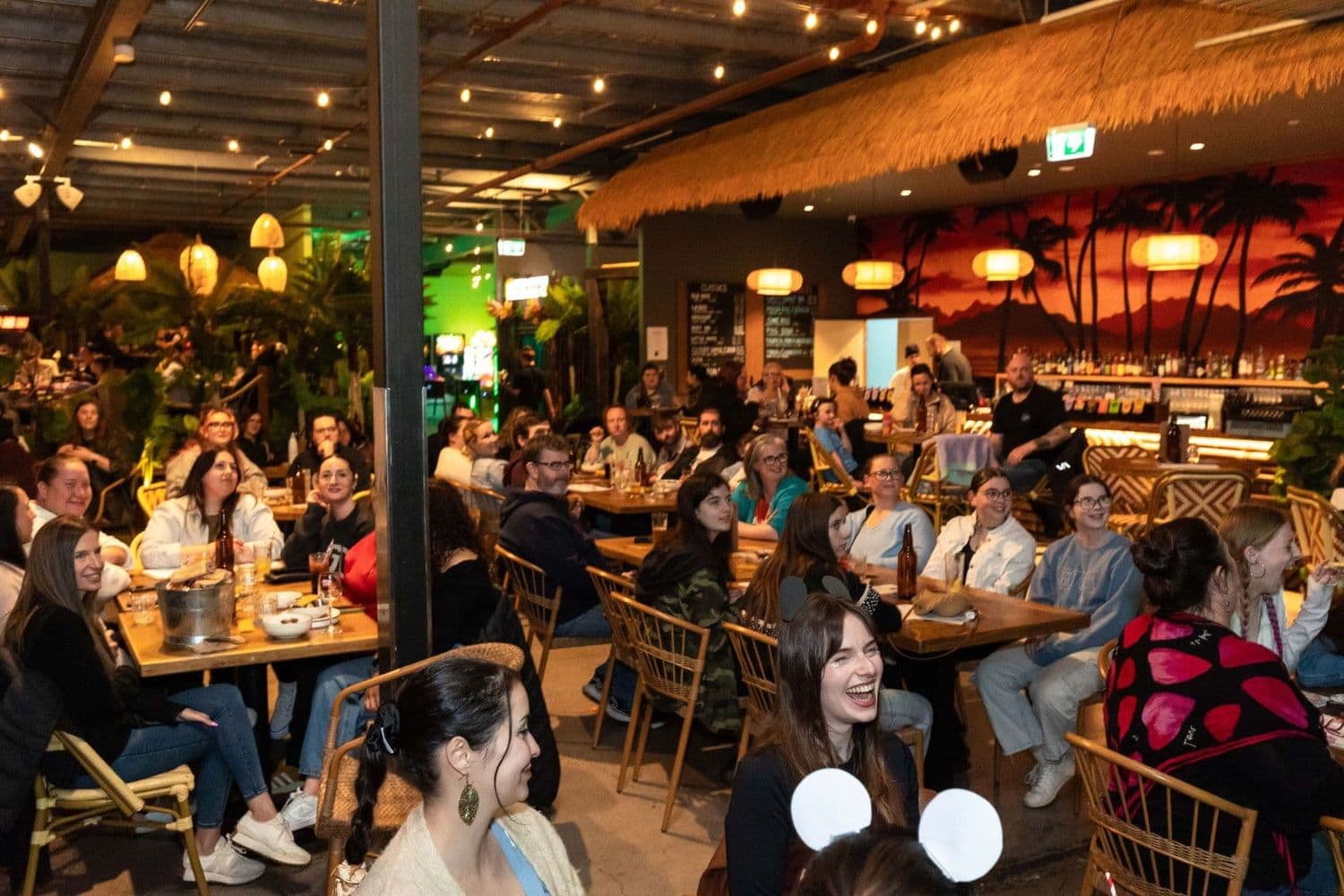 Top 10 Happy Hours Melbourne South | Happy Hour Drinks & Specials