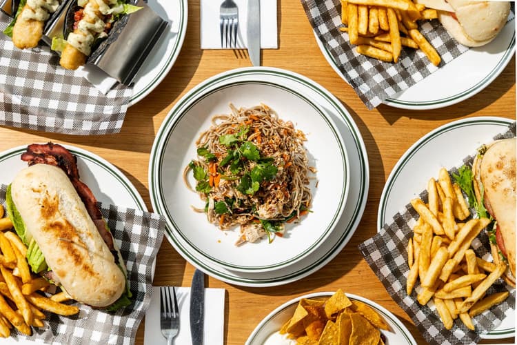 Express Lunch | Happy Hour Drinks & Specials