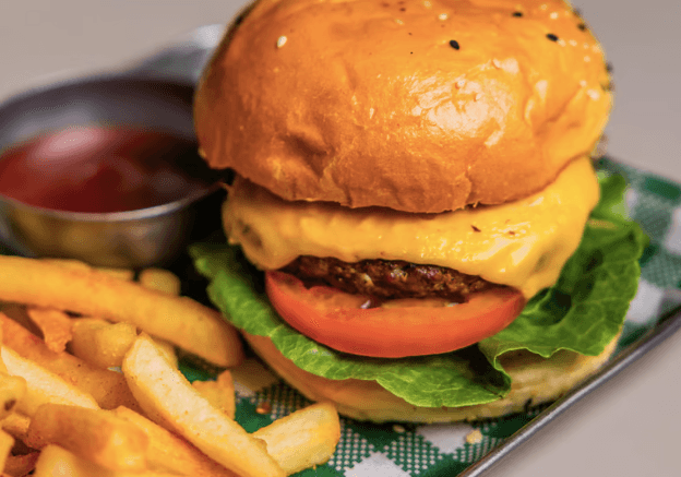 $18 Burger – Wednesday | Happy Hour Drinks & Specials