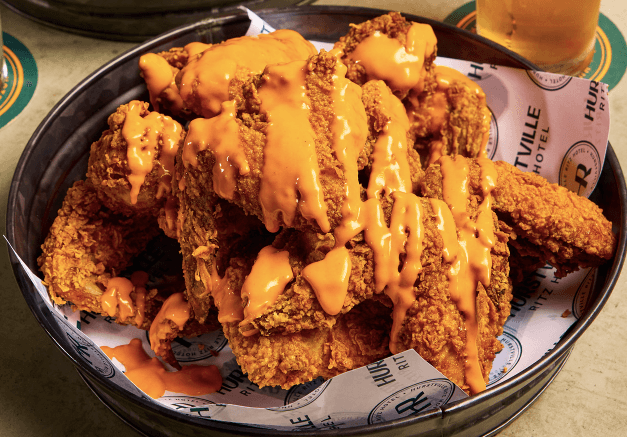 1kg Wingsday | Happy Hour Drinks & Specials