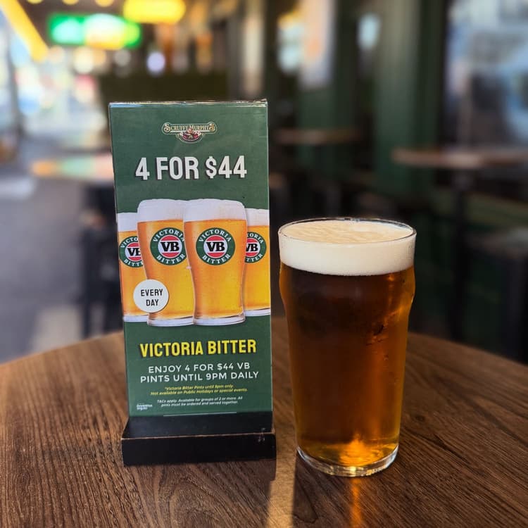 Pints for Schooners | Happy Hour Drinks & Specials