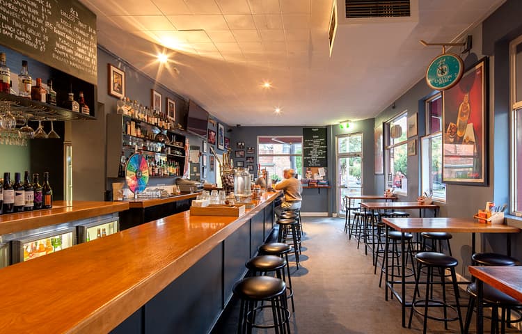 Happy Hour | Happy Hour Drinks & Specials