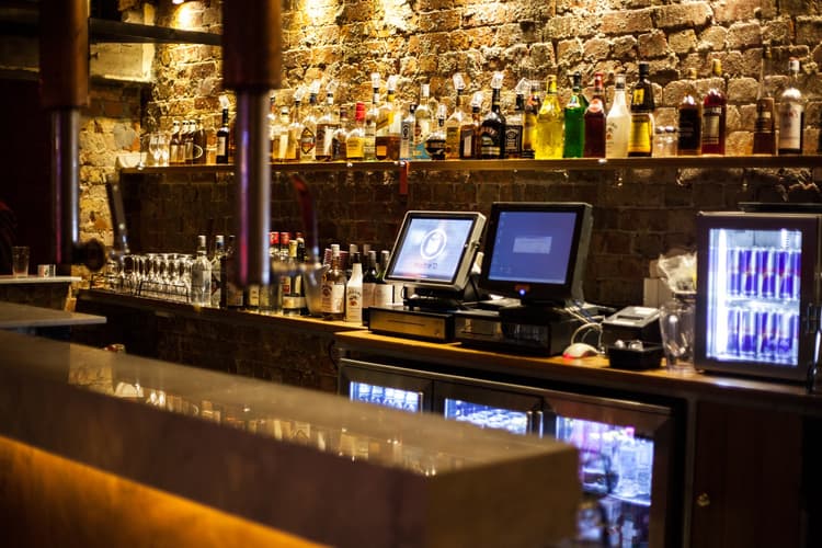 Pizza Or Pasta With A Drink | Happy Hour Drinks & Specials